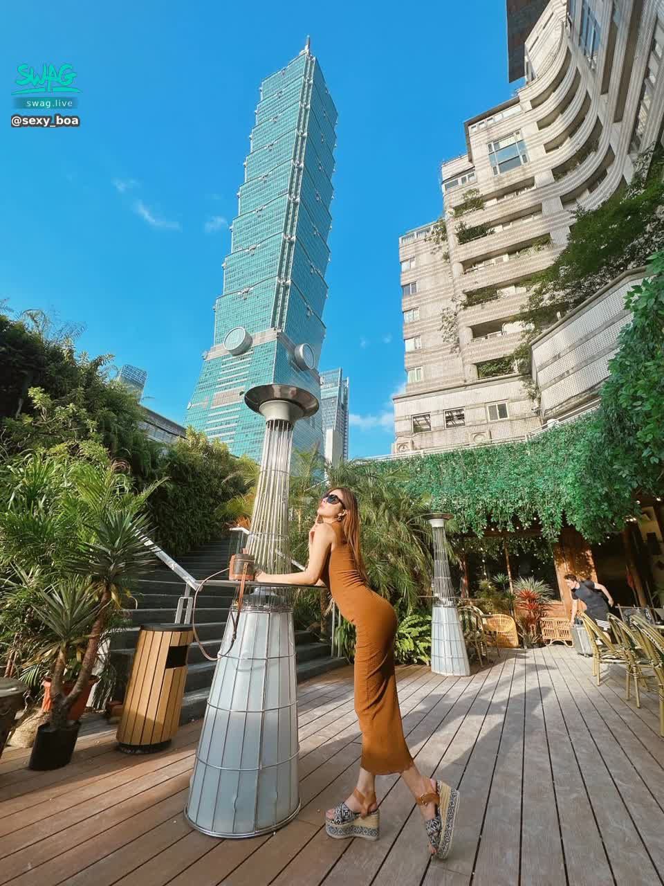 sexy_boa : 👄🈲這翹臀希歡嗎？💋🫦