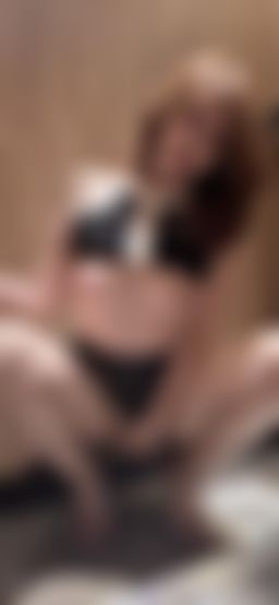 sexy_miya : 來都來了就解鎖吧😈😈

兩顆紫黑鑽換三分鐘完整版💓💓

目前發燒中真的變騷逼了🤣🤣🤣

Babe歡迎找我幹⋯⋯話🙈🙈