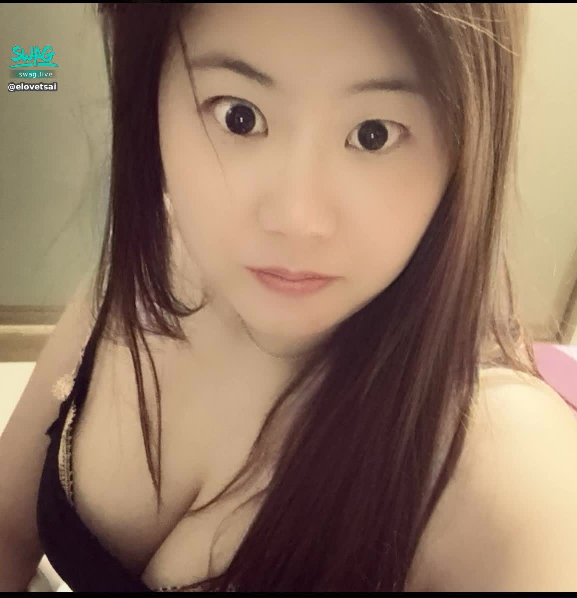 elovetsai : 我的願望就是可以像這張照片一樣,不要戴眼鏡頭髮的是這麼的順,看起來一點都不胖的我!這輩子還有可能嗎?我要許願想當國民女友。