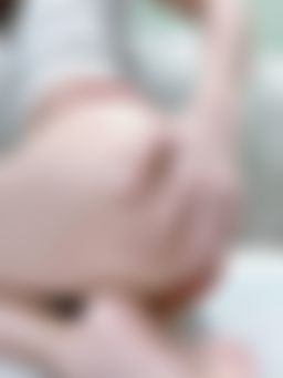 lizbaby : 哥哥喜歡打屁屁嗎？
#屁屁 #屁股 #臀部