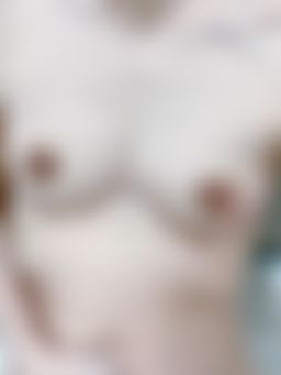 lizbaby : 敏感容易激凸的奶頭
#奶頭 #乳頭 #露點 #貧乳