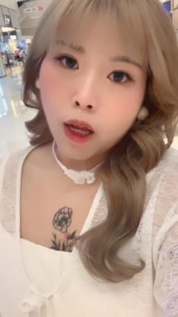 jagergirl : 喜歡今日份的我嗎💕💕