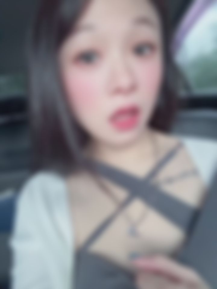 jenchu : 下雨天大家有出門嗎~還是乖乖在家等我回去開播❤ #sexy #性感 #露臉 #可愛 #甜美 #生活 #新人 #騷 #奶 #誘惑