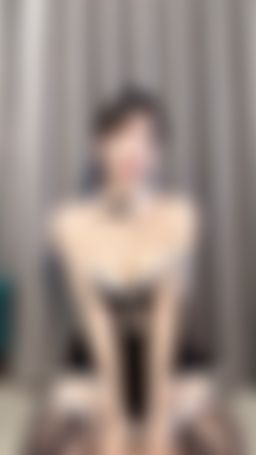 chan0537 : 可憐的小東西！沒人幫靜香，所以她只能自己安慰自己。🫢😗