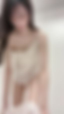 miyukibaby : 💕㊙️看我脫褲子🫣下面看光光💦