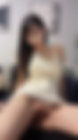 miyukibaby : 戴上眼鏡的熟女御姐🔥🔥🔥看看我沒穿內褲裙子下面有多騷😈💦