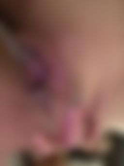 hua_063 : 超色💦🥺搖太爽了 不小心把粉絲搖射 內射在我的穴穴裡面🥺