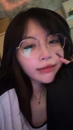 quellaa : 準備把你吃掉😈乖乖聽話♥️