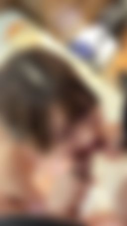 maggiebabe : 巧遇溫柔的粉絲  

肉棒硬的不行😈好好吃
#口交 #3P