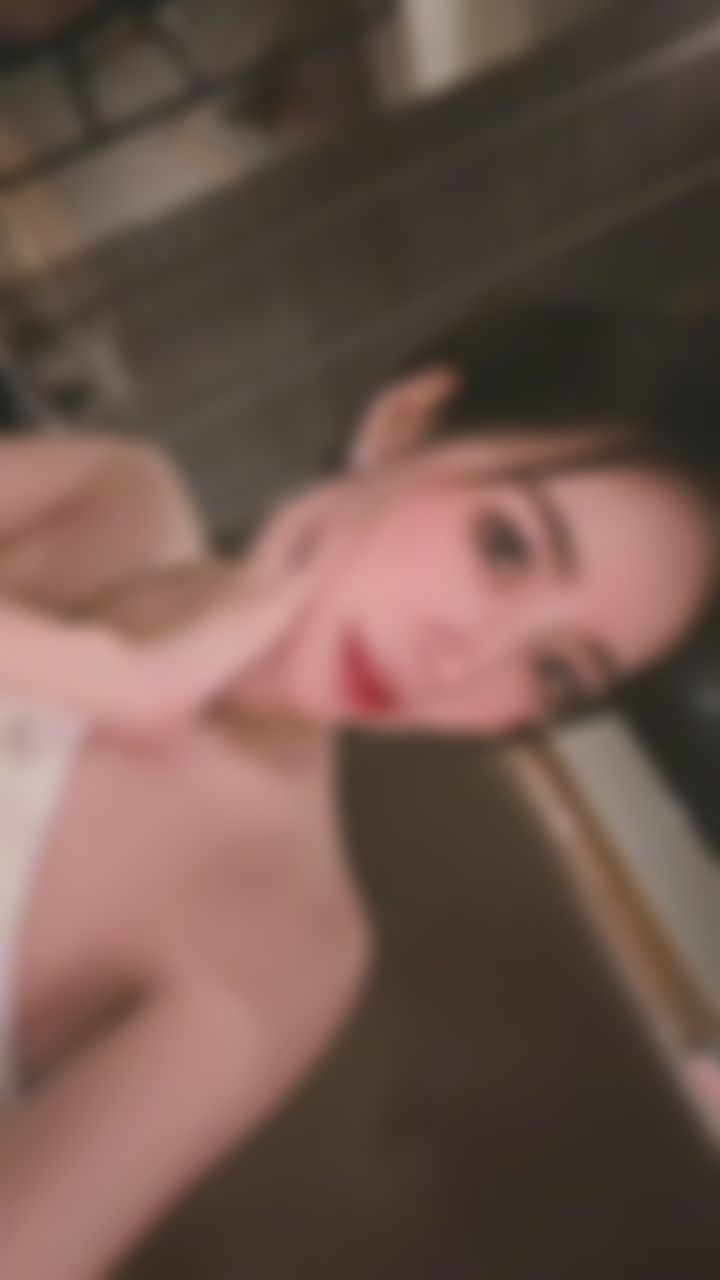 sansanbaby : 7/24 (四) 晚上九點直播🥰距離上次開播好久了～你們都很想我嗎？💋　#性感 #sexy #生活 #騷 露臉 #可愛 #甜美 #新人