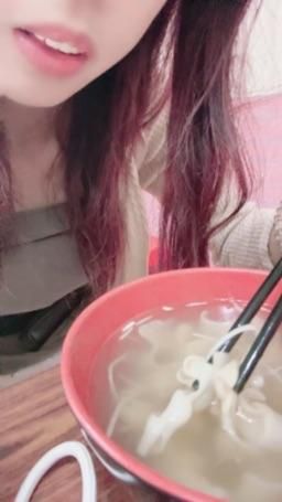 lovemeredith : I wanted to drink duck meat soup, but ended up drawing duck intestine soup. Can you give me some of your meat?