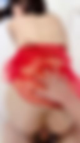 ladyyuan : 老鐵滿足我的願望，我最愛的母狗趴後入，老鐵一插進來我就忍不住一直顫抖了，好舒服好爽！（想看完整版私訊）