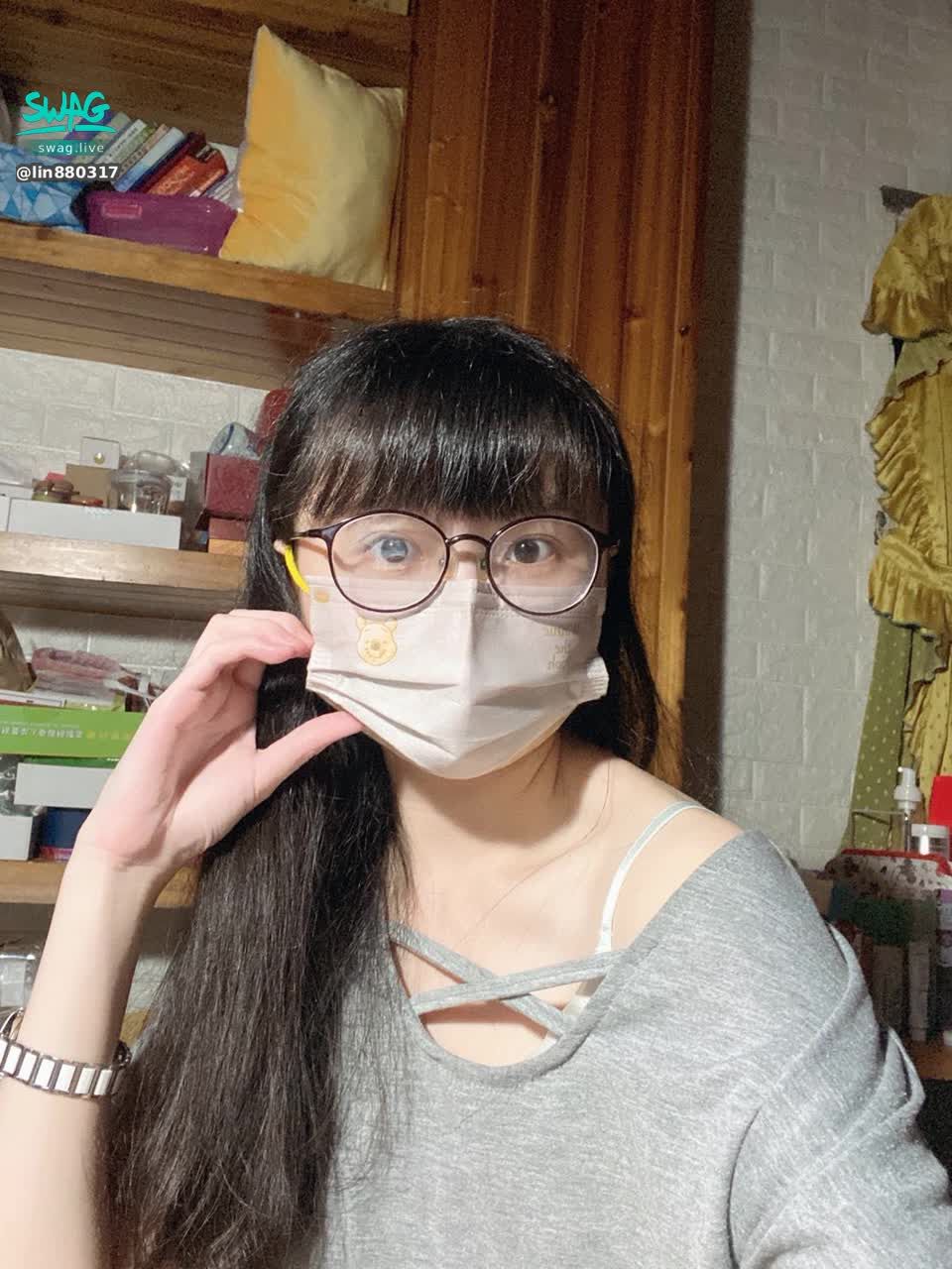  : Have you seen Lingling's three-minute temptation feature film? 😈 I haven't asked how to get it yet. #露臉 #甜美 #可愛 #ol #日常 #生活 #素人