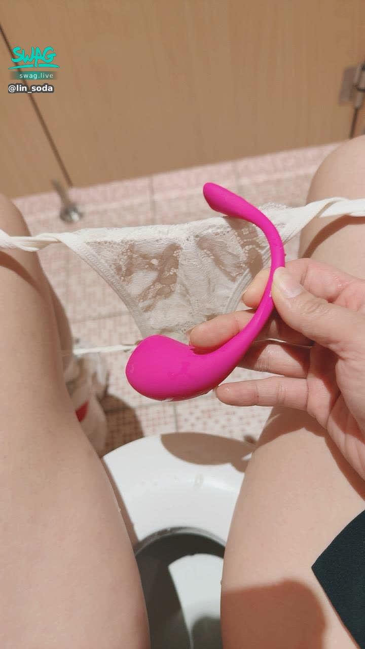 lin_soda : 
August 1 (Friday) 22:00 Sex Toy Day

Live broadcast reached 800,000 💎 Two-hole dual remote control ❤️

#主題直播 #情趣玩具