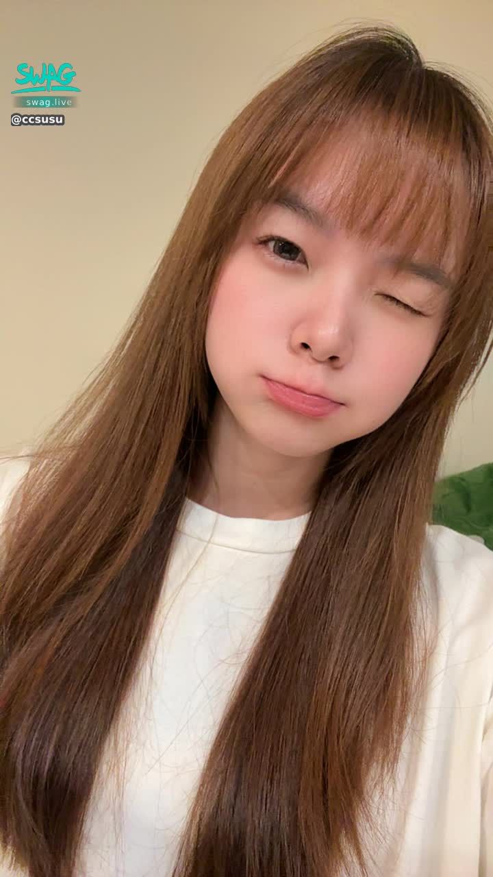 ccsusu : 23：00 直播🥳