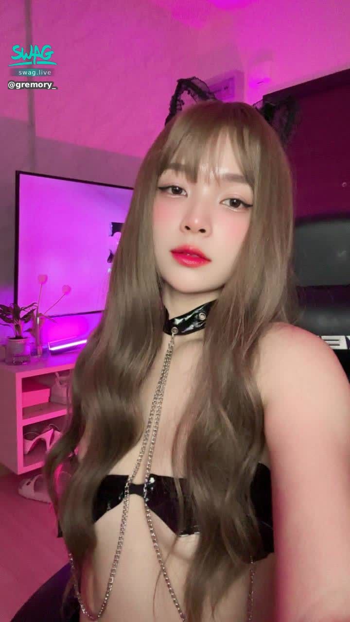  : 
👅🍑👅💦