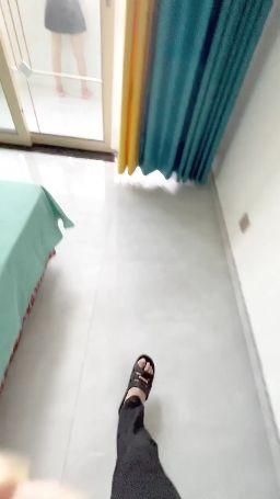 danyny : Ban ngày nứng quá đè em ra làm cái