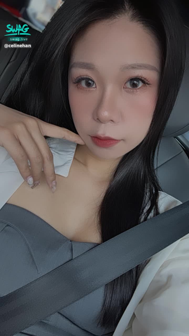 celinehan : Baby, wait for me at TRE booth D74 today and tomorrow. 💖💖