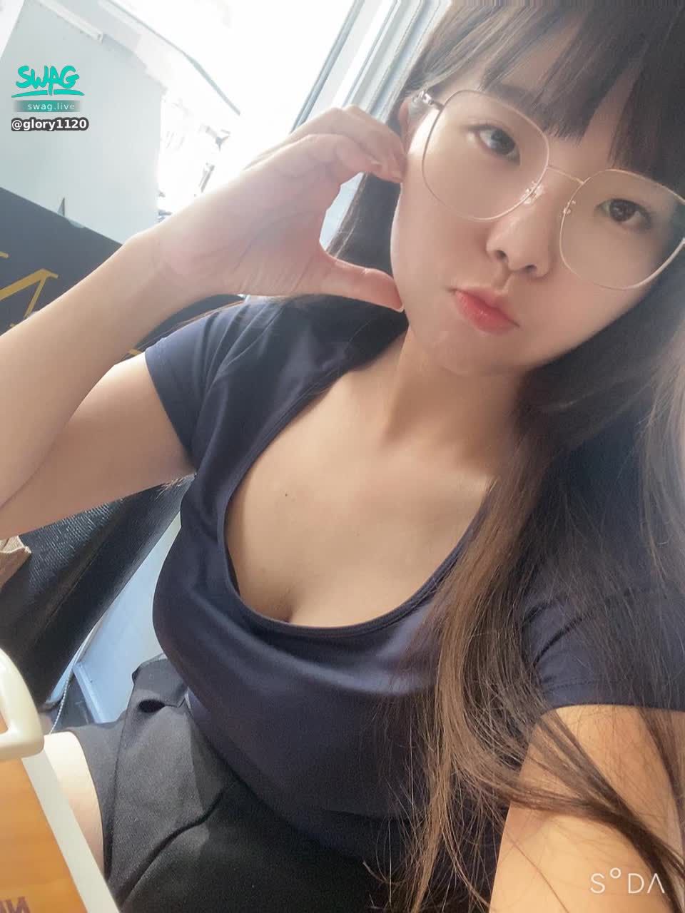 glory1120 : 8/10 Today, the live broadcast will be suspended 🫣
Sorry, Qingtian forgot that I had an appointment with a group of women today. 😭