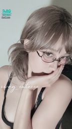 cuteccc : 看著你 然後吃掉你