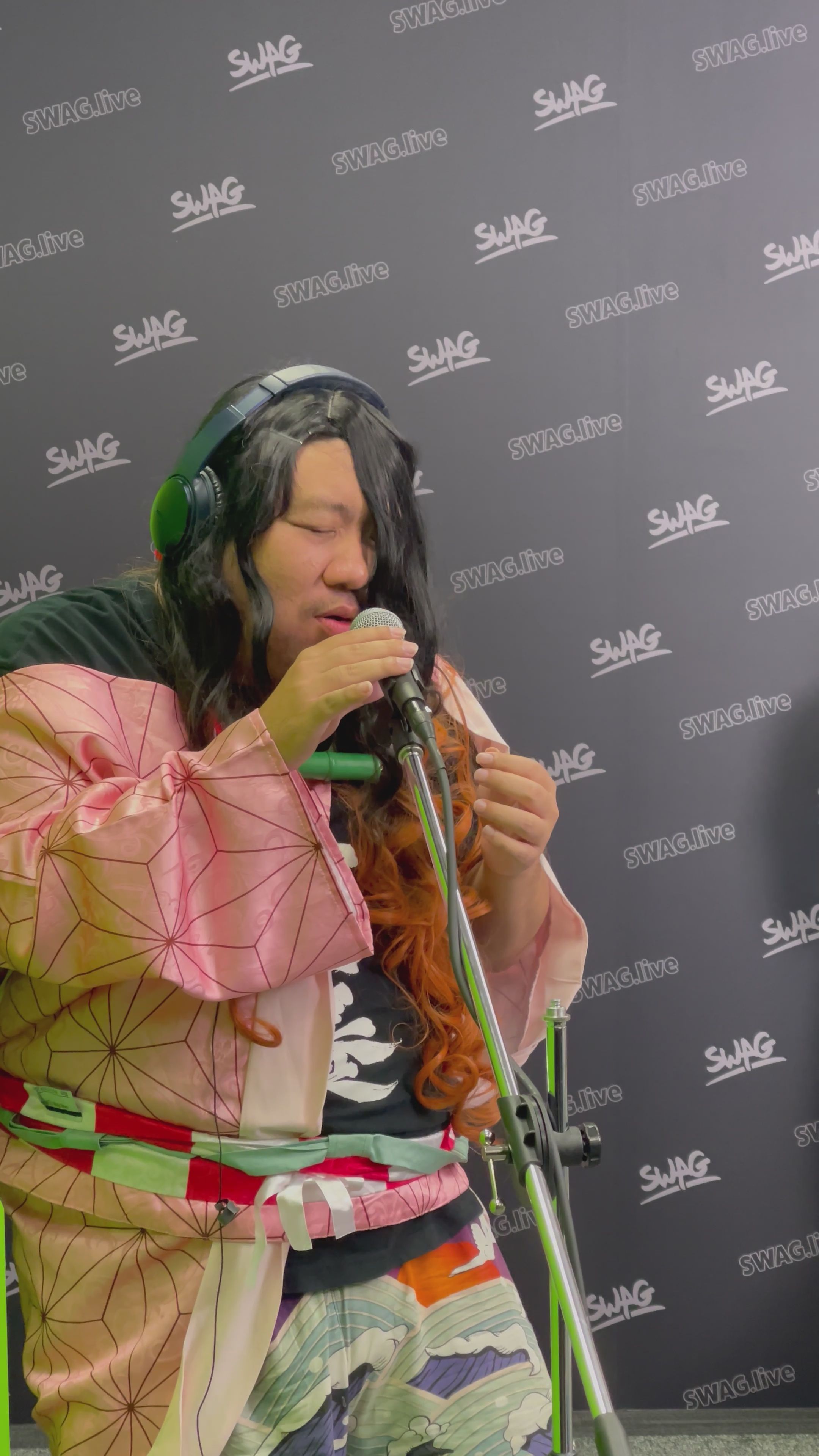 asiagodtone : 【統神直播 ep.4 精彩花絮】大彌豆子深情演唱末班車🚌