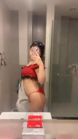 miiniie : Sexy red dress🫦💋❤️Babe