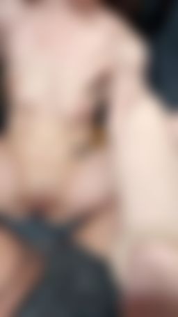  : 足交求插入