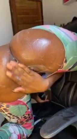 queensplash : masturbating