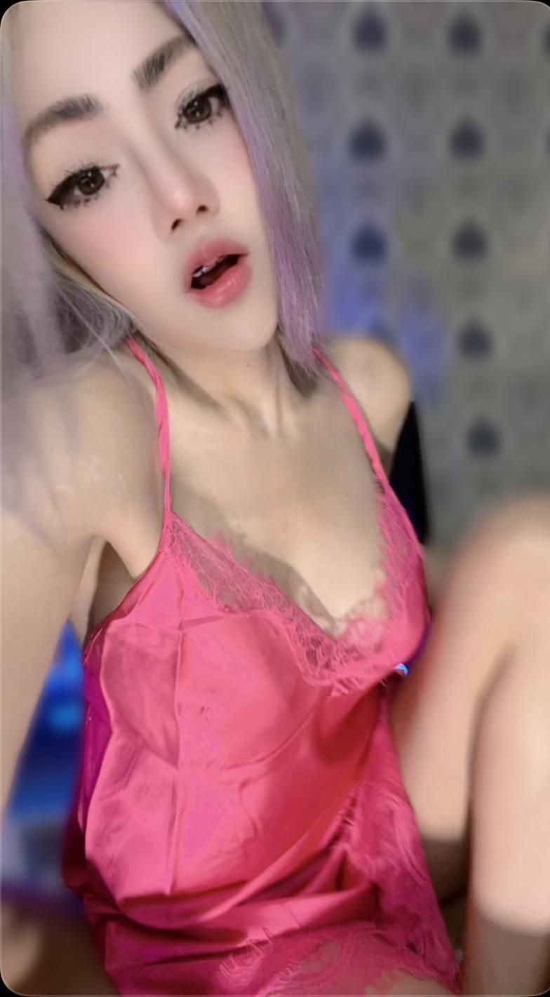 liinda : Hurry and go to sleep…so you can dream of me!🍆❤️