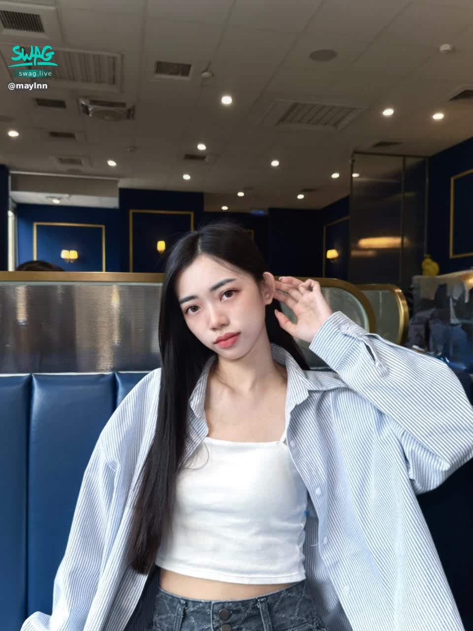 maylnn : 🦦🦦