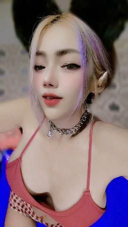 liinda : I can’t take my eyes off you.😍🍆🍑