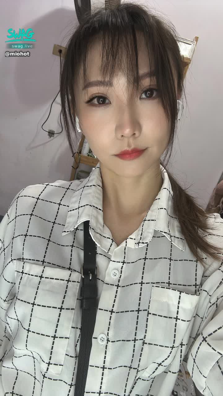 miohot : @lovewowo5255
@love.dodo_
想看更多妹子可以看這裡👍🏻
