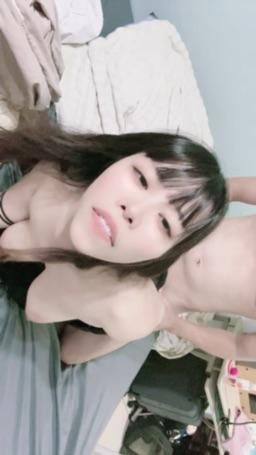 yuyusweet : 哥哥的大雞巴又在懲罰我