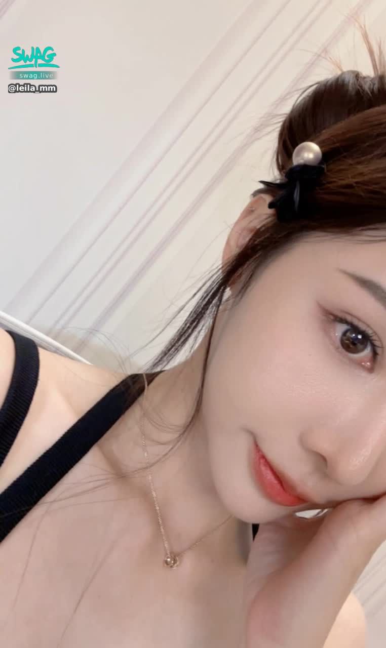 leila_mm : 8/21（四）17:30綠播💕聲優開唱💋

達10w 性感五連拍❤️

#主題直播