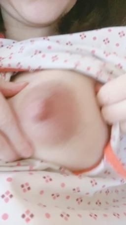 momopoly0035 : 擠初乳❤️❤️❤️