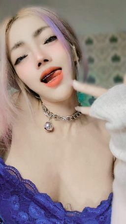 liinda : I want to bite you the most.