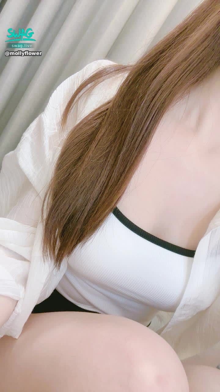 mollyflower : 直播啦～～