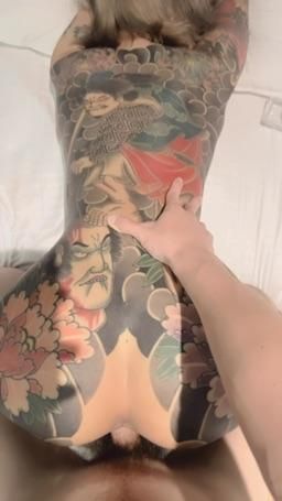 sexyestherr : 大家敲碗🔥第一視角後入
實戰直播沒跟到這裡解鎖🔓