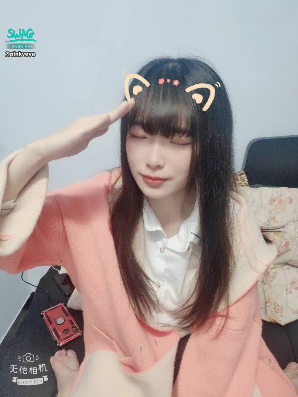 pinkyeva : 早安瑪卡巴卡
yes sir !
Babe有什麼吩咐！