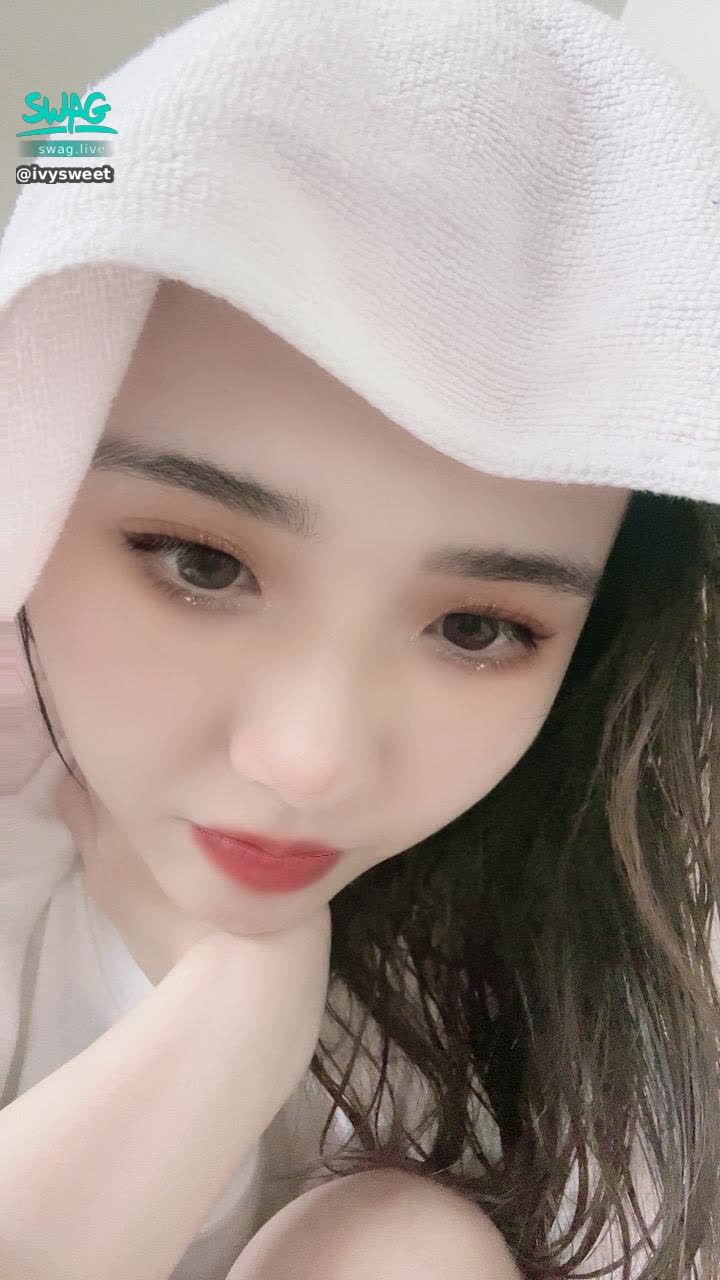 ivysweet : 「小兔子要回窩窩睡覺啦 🐇 晚安～