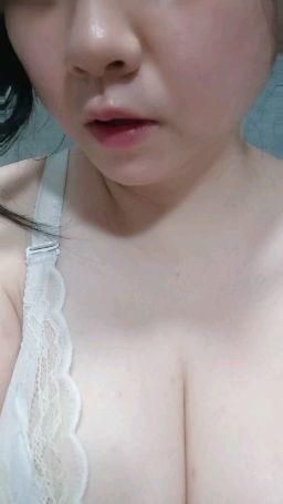 daisy_503869 : J罩杯好難買內衣