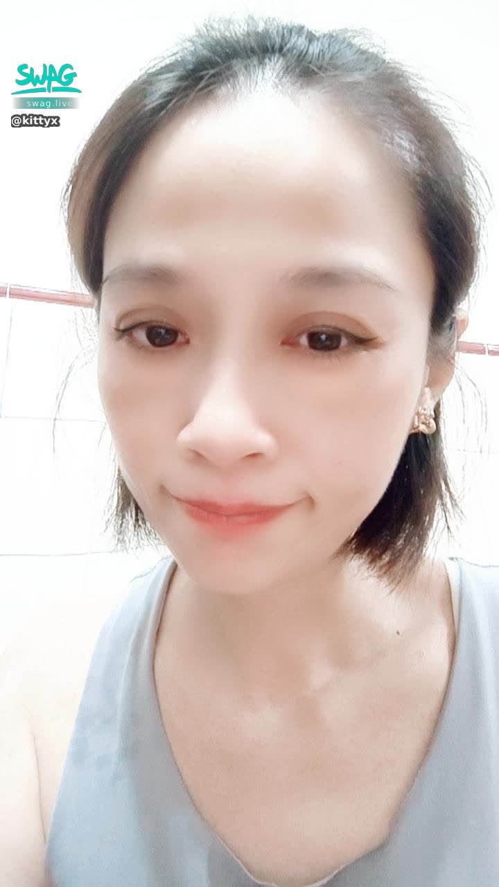 kittyx : 下午4點，等你來唱歌Babe