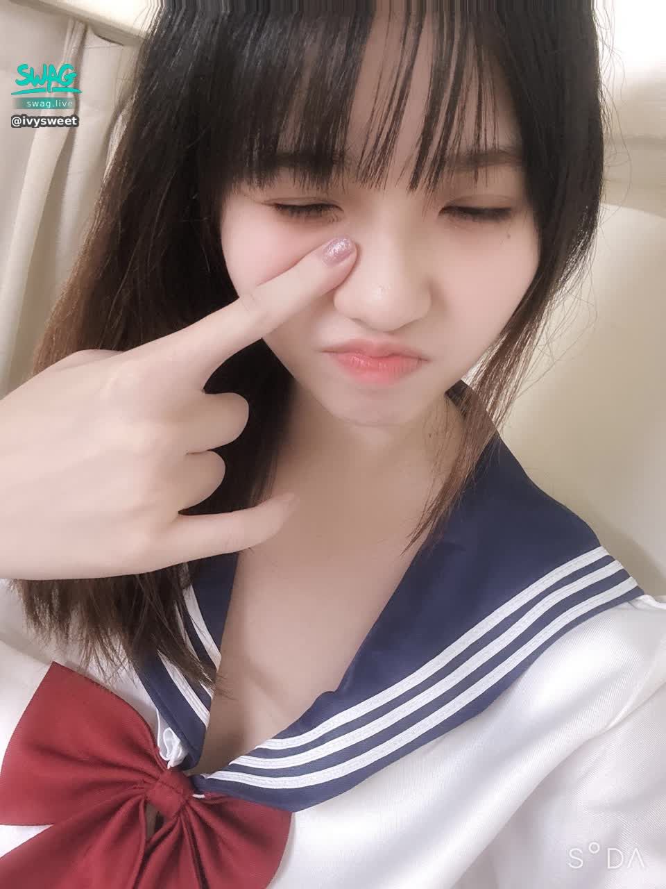 ivysweet : 把自己打扮得漂漂亮亮，就是少女的浪漫🎀