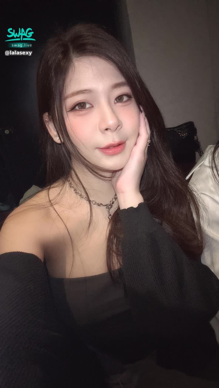 lalasexy : 🔥七夕抽甜蜜純約會情人節活動🔥
夏季比基尼派對系列禮物
5個沙灘球🎁1支籤
1個防曬油🎁2支籤+性感誘惑照1張
2個防曬油🎁5支籤+性感誘惑片1部
3個防曬油🎁9之籤+露臉慰慰片1部
4個防曬油🎁14支籤+露臉噴水片1部
5個防曬油🎁20支籤+露臉實戰片或噴水片1部

💥1獎 免鑽純約會1次
💥2獎 半價約會
💥3獎 原味內褲
💥4獎 露臉大尺長片1系列
💥5獎 口紅印手寫卡片
溫馨小提醒籤數越多中獎率越高
活動截止：8/31日23:59 
⚠️限動公布得獎名單🏆

#戀愛系 #小隻馬 #甜美女生 #性感 #露臉 #舌頭 #純約會 #騷
