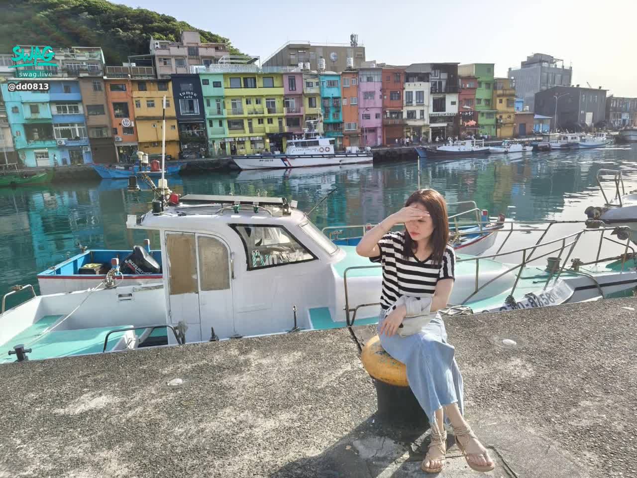 dd0813 : 大家好~我是柚柚🌸
很喜歡聊天跟唱歌~
希望能透過這裡認識新朋友❤
記得追蹤我!然後私訊跟我聊天🥰
#新人 #素人 #sexy #生活 #戶外 #日常 #露臉