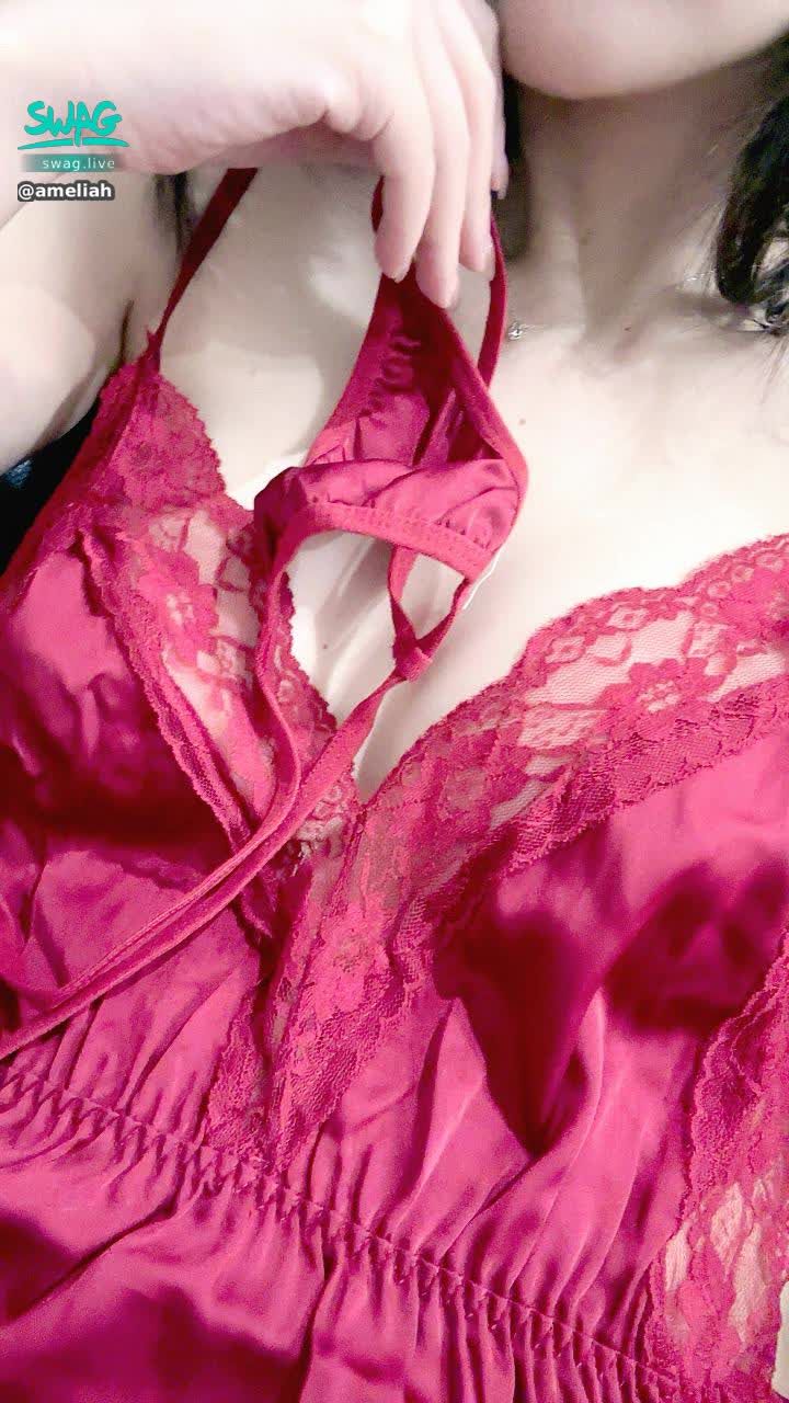 ameliah : 你是不是也認為，衣服要成套穿才好看💕