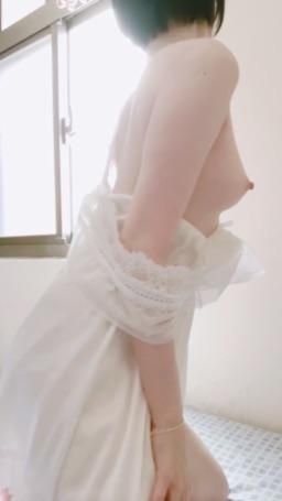 lynnbae : 誘惑｜透視｜性感
#露臉 #腋下 #奶 #露點 #翹屁股 #內褲