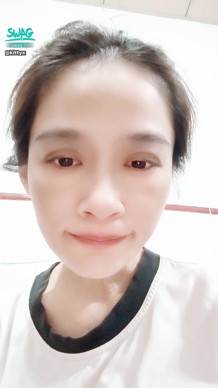 kittyx : 直播結束了，微笑過日子Babe