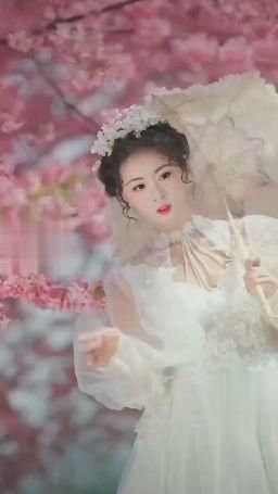 fion_na : 撐雨傘的我Babe