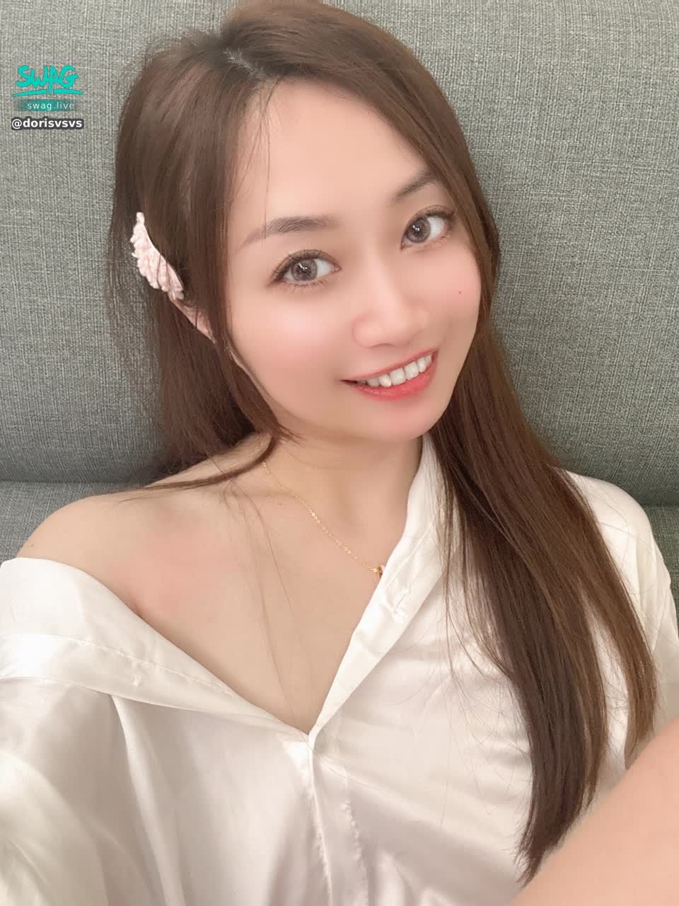 dorisvsvs : Babe甜蜜💕情人節活動來啦！
8/28  23:30 
一起來找朵兒❤️